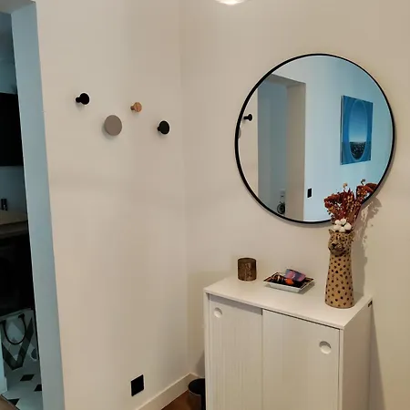 Brand New Flat - Really Calm In דירה פריז