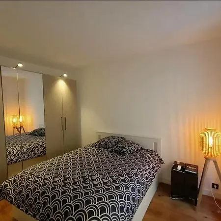 דירה Brand New Flat - Really Calm In *