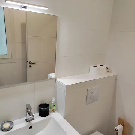 Διαμέρισμα Brand New Flat - Really Calm In