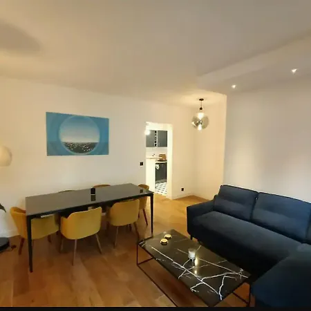 Brand New Flat - Really Calm In