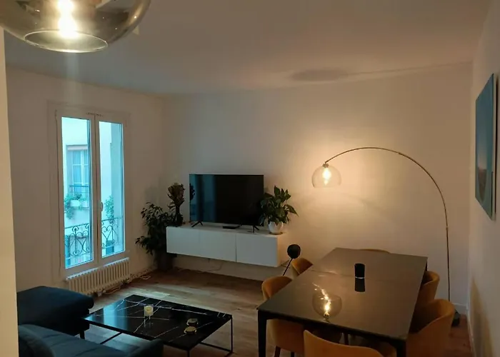 Brand New Flat - Really Calm In